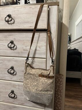 Myra Western Crossbody
